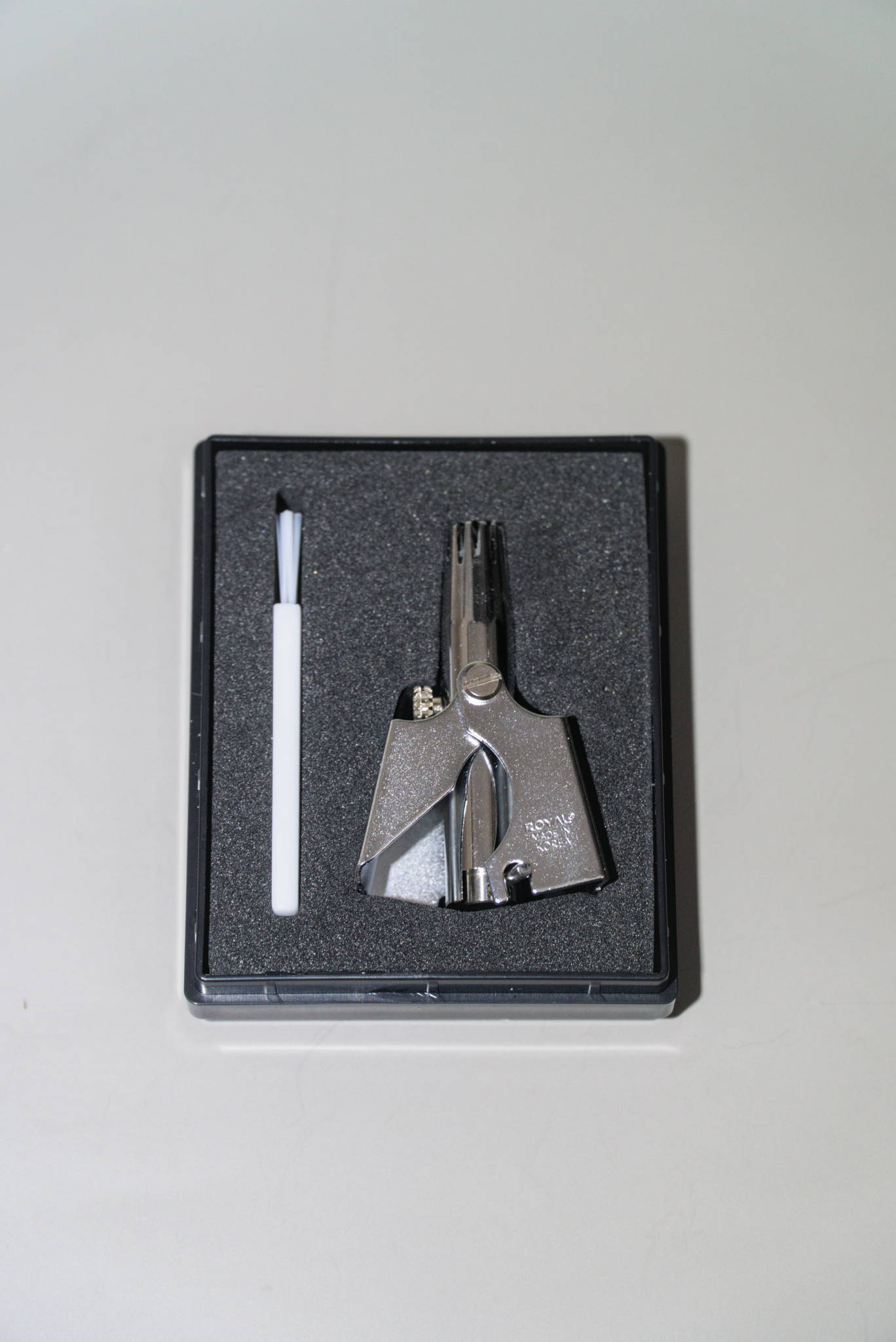 The Royal Trimmer in its box