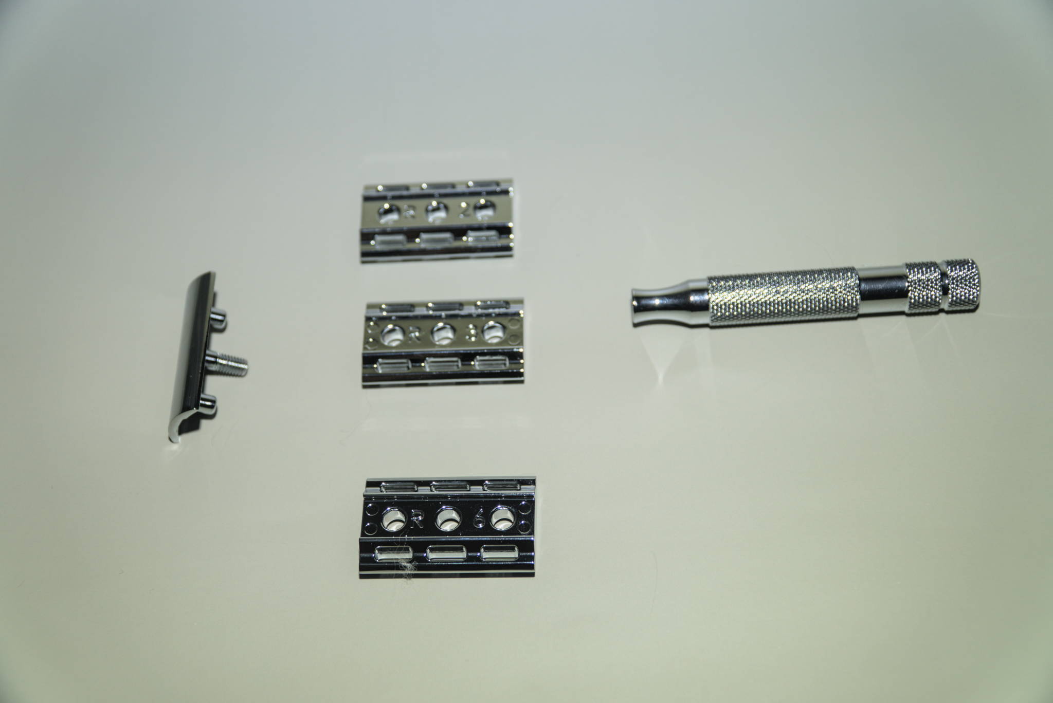 The parts of the Rockwell Razors 6C