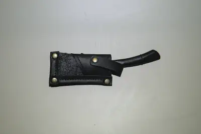 A swappable blade, fixed handle straight razor in a case